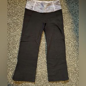 Two pairs of lululemon cropped pants. Size 4